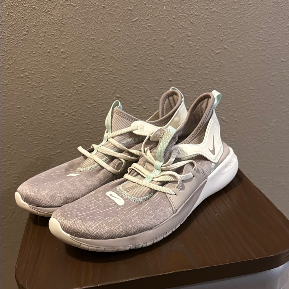 Nike Light Gray and White Running Shoes
